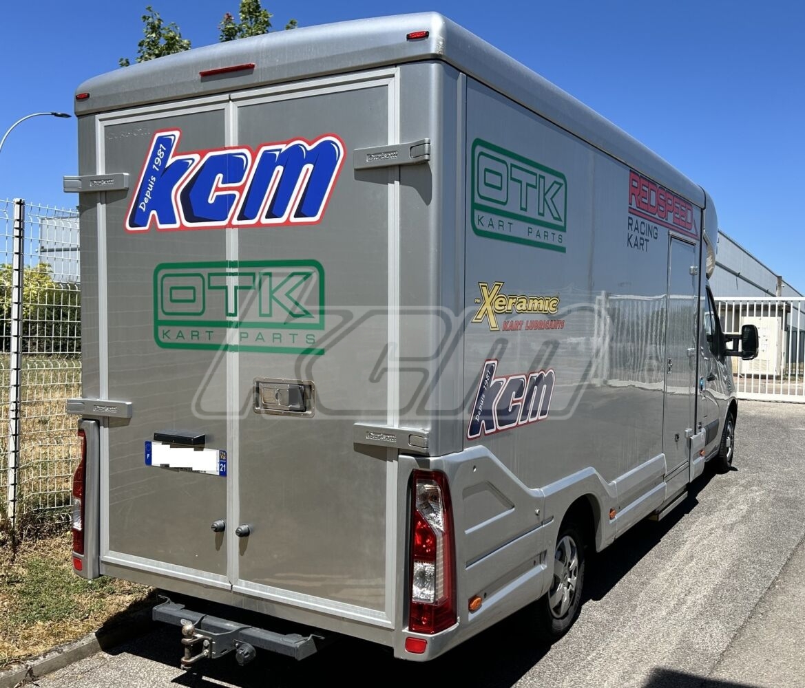 CAMION NISSAN CAISSE CARREE DURISOTTI 3.5T